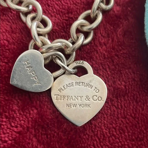 Tiffany & Co.  Chain Necklace with 2 Hearts Pendant - Picture 2 of 9